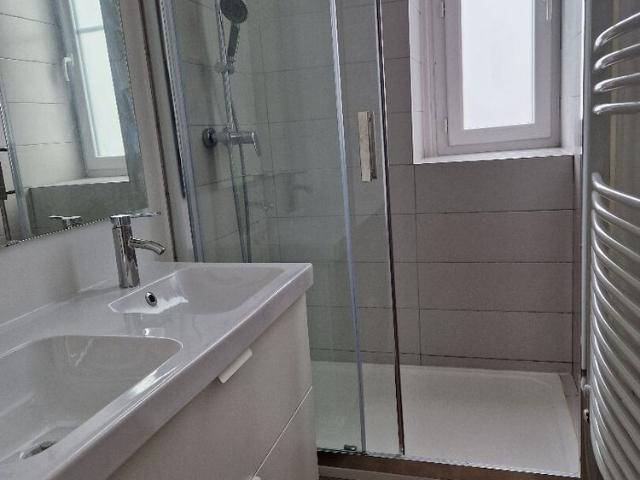 Location Appartement 3 pièces 63m² BORDEAUX 33000