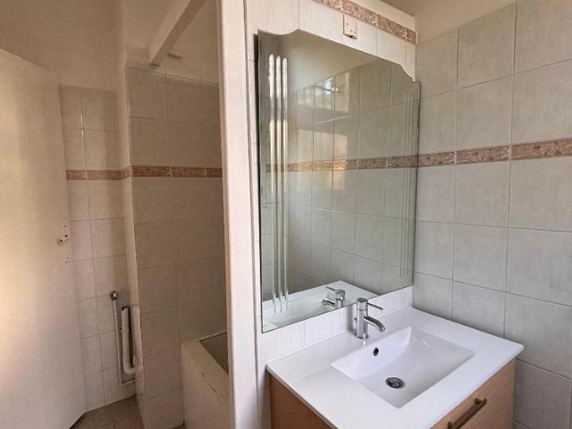 Location Appartement 3 pièces 63m² BORDEAUX 33000