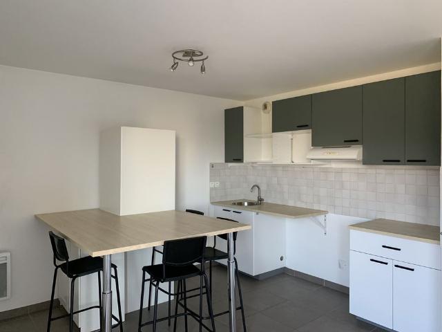Location Appartement 3 pièces 63m² GRENOBLE 38000