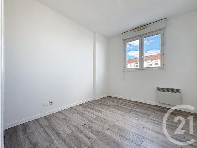 Location Appartement 3 pièces 63m² DAMMARIE LES LYS 77190