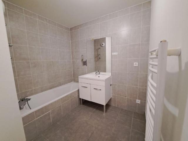 Location Appartement 3 pièces 63m² FILLINGES 74250
