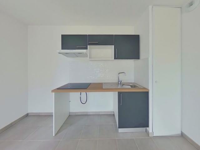 Location Appartement 3 pièces 63m² FROUZINS 31270