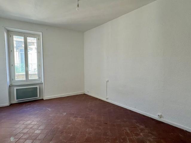 Location Appartement 3 pièces 63m² LEZIGNAN CORBIERES 11200
