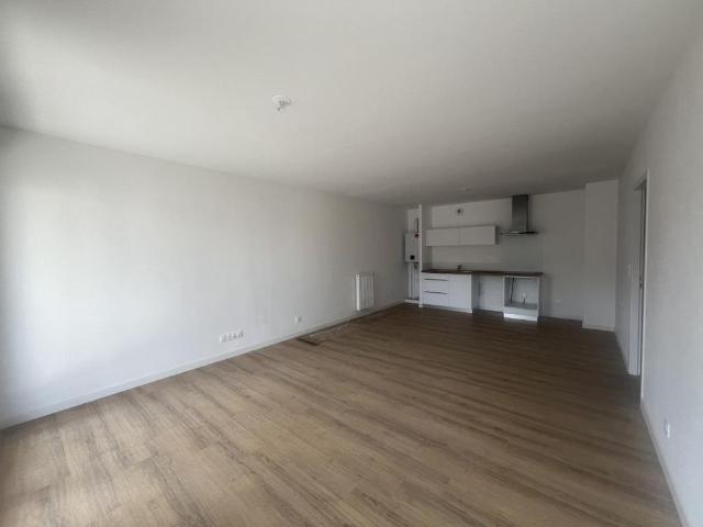 Location Appartement 3 pièces 63m² LES SORINIERES 44840