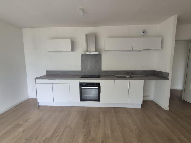 Location Appartement 3 pièces 63m² LILLE 59000