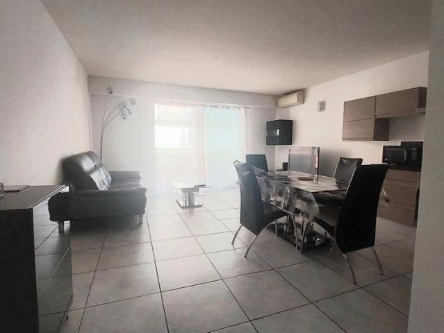 Location Appartement 3 pièces 63m² NICE 06300
