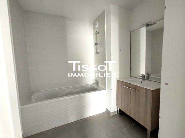 Location Appartement 3 pièces 63m² NIMES 30000