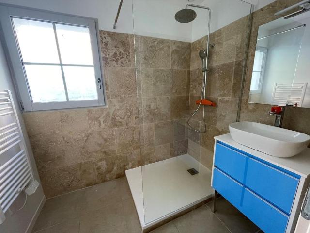 Location Appartement 3 pièces 63m² ST MAXIMIN LA STE BAUME 83470