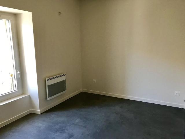 Location Appartement 3 pièces 63m² PERTUIS 84120