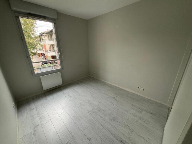 Location Appartement 3 pièces 63m² TOULOUSE 31400