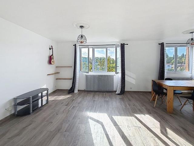 Location appartement 3 pièces, 60.43m², Dammarie les Lys