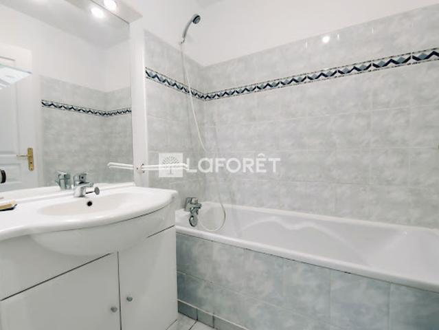 Location Appartement 3 pièces 60.44 m2 Reims