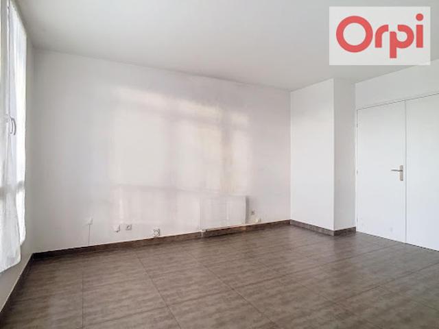 Location Appartement 3 pièces 60.52 m2 Yerres