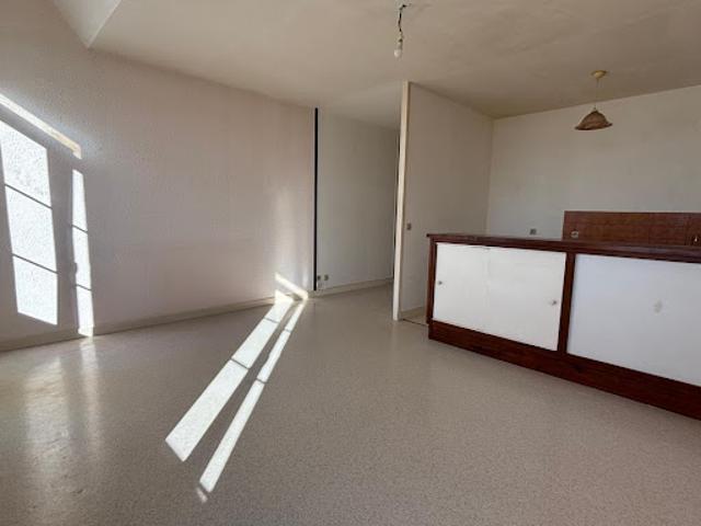 Location Appartement 3 pièces 60.59 m2 Tonnay Charente