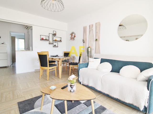 Location Appartement 3 pièces 60.8 m2 Saint raphael