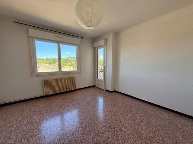 Location appartement 3 pièces, 60.00m², Limoux