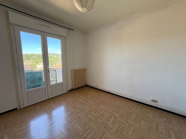 location appartement 3 pièces, 60.00m², limoux