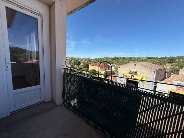 Location appartement 3 pièces, 60.00m², Limoux
