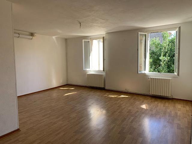 Location Appartement 3 pièces 60.25 m2 Créon