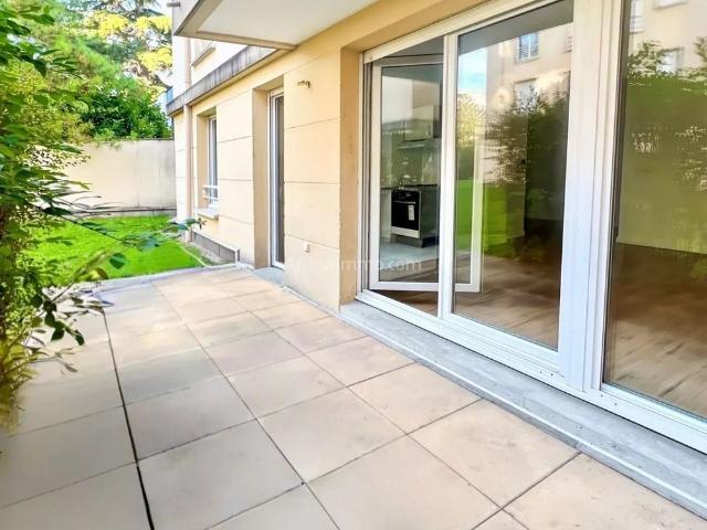 Location Appartement 3 pièces 60 m2 à Corbeil Essonnes