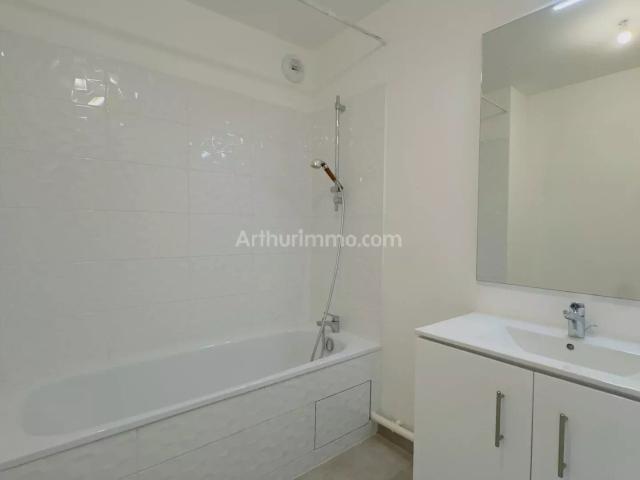 Location Appartement 3 pièces 60 m2 à Saint Fargeau Ponthierry