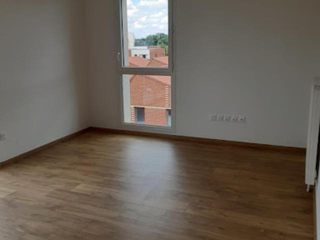Location Appartement 3 pièces 60 m2 Armentieres