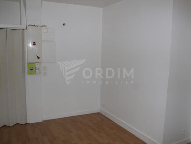 Location Appartement 3 pièces 60 m2 Chichée