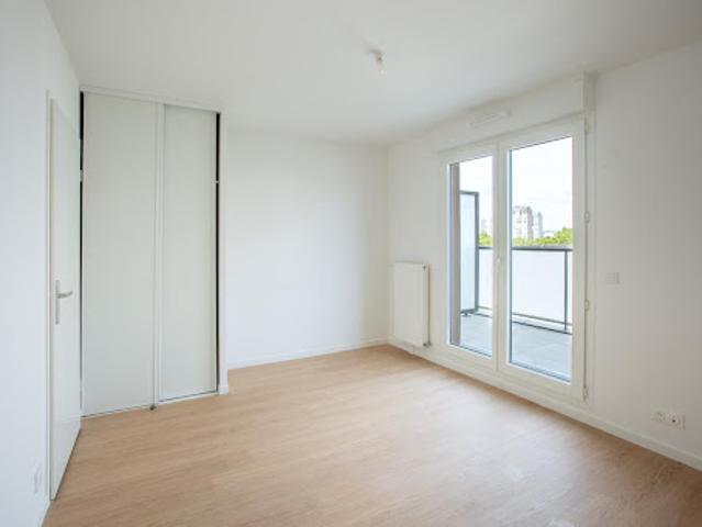 Location Appartement 3 pièces 60 m2 Colombes