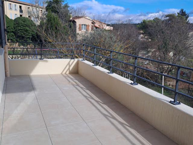 Location Appartement 3 pièces 60 m2 Gréasque