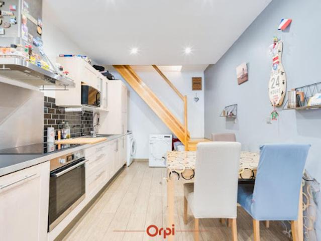 Location Appartement 3 pièces 60 m2 La Penne sur Huveaune