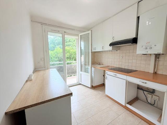 Location Appartement 3 pièces 60 m2 Marseille 8ème
