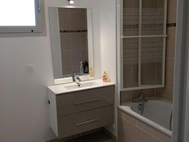 Location Appartement 3 pièces 60 m2 Savigny le Temple