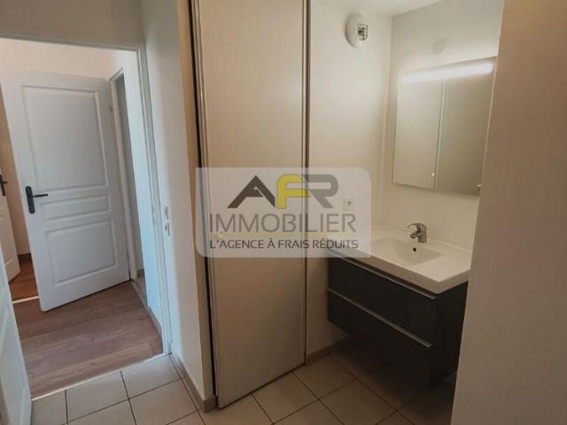 Location Appartement 3 pièces 60m²