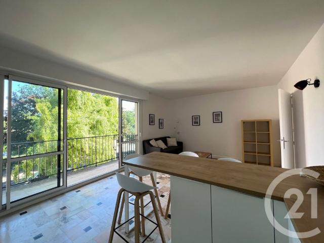 Location Appartement 3 pièces 60m² AVON 77210