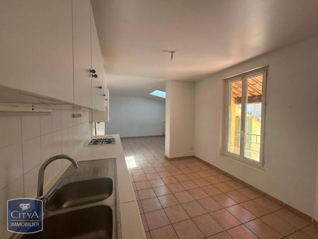 Location Appartement 3 pièces 60m² LE THOR 84250