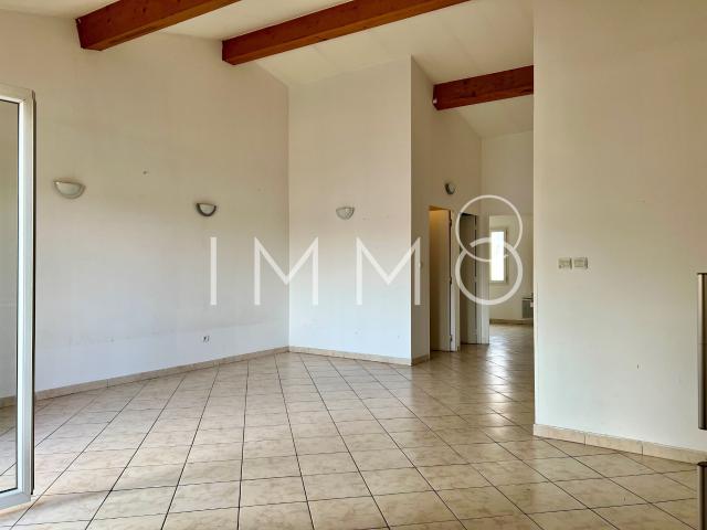 Location Appartement 3 pièces 60m² MARSEILLE 15ème