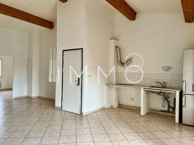 Location Appartement 3 pièces 60m² MARSEILLE 15ème