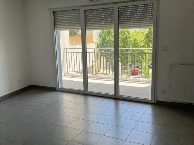 Location Appartement 3 pièces 60m² MARSEILLE 13ème