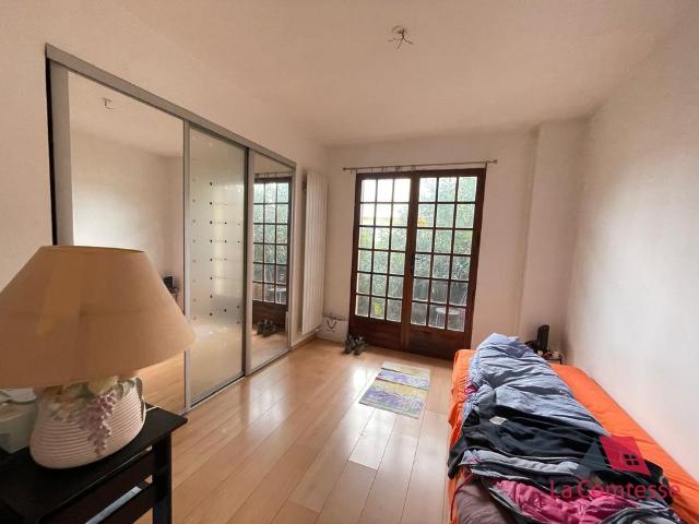 Location Appartement 3 pièces 60m² MARSEILLE 13ème