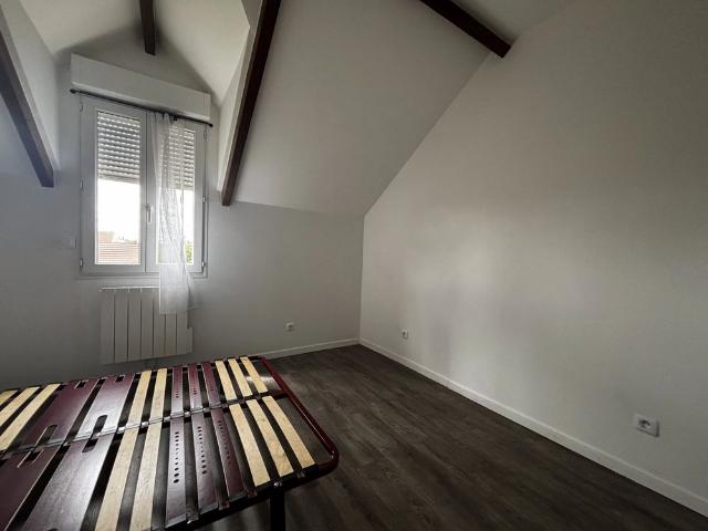 Location Appartement 3 pièces 59m² ROISSY EN BRIE 77680