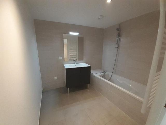 Location Appartement 3 pièces 60m² RUMILLY 74150