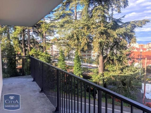 Location Appartement 3 pièces 60m² THONON LES BAINS 74200