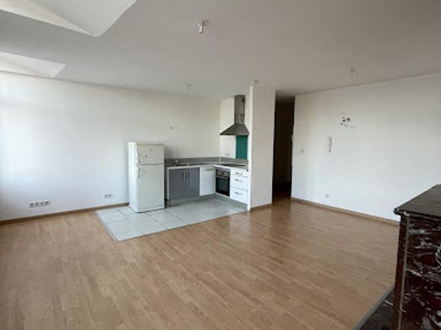Location Appartement 3 pièces 61.43 m2 Le Cateau Cambrésis