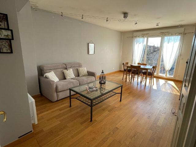 Location appartement 3 pièces, 61.60m², Livry Gargan