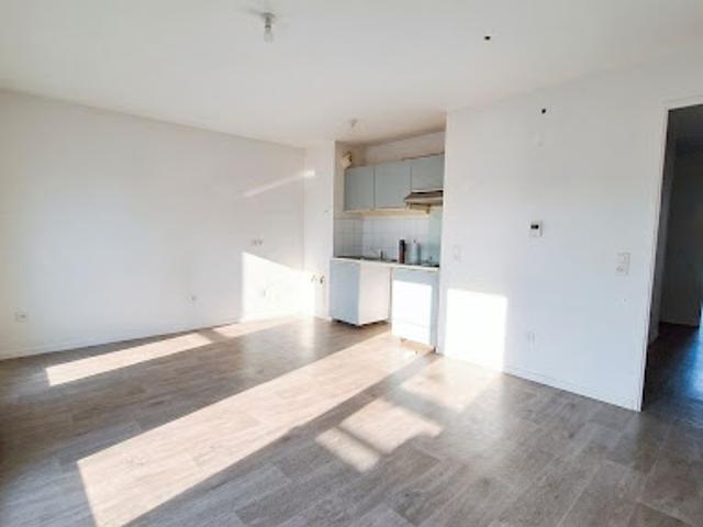 Location Appartement 3 pièces 61.33 m2 Évry Courcouronnes