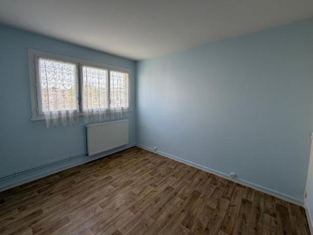 Location Appartement 3 pièces 61.2 m2 Vierzon