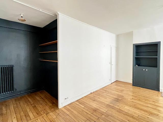 Location Appartement 3 pièces 61 m2 Paris 3ème