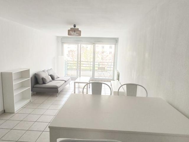 Location Appartement 3 pièces 61m²