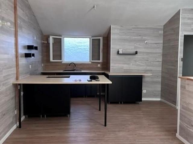 Location Appartement 3 pièces 61m² CABASSE 83340