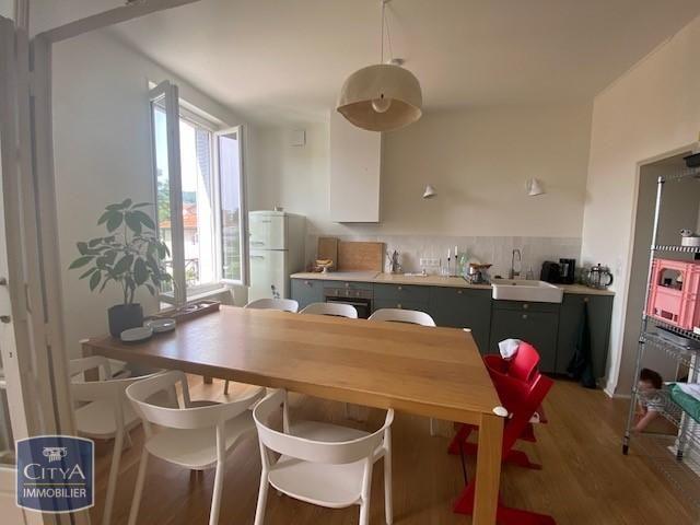 Location Appartement 3 pièces 61m² CHAMALIERES 63400